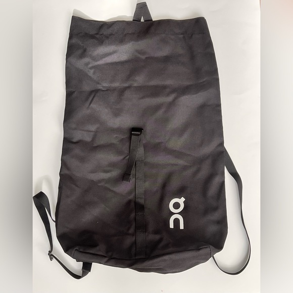 On Cloud Black Backpack - Picture 2 of 10